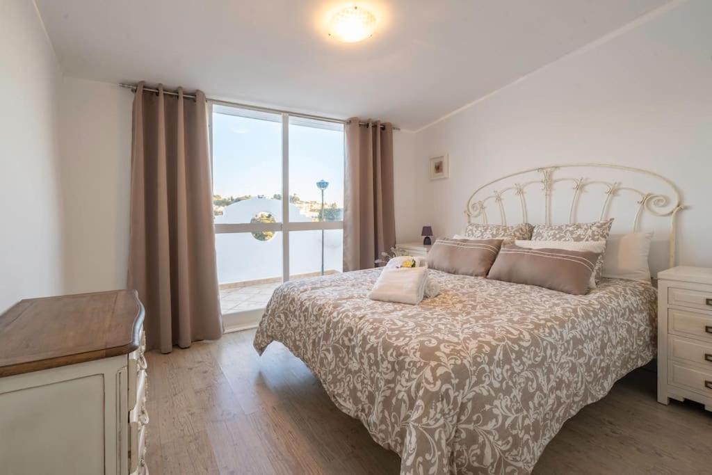 Duplex Con Vistas En * Marbella